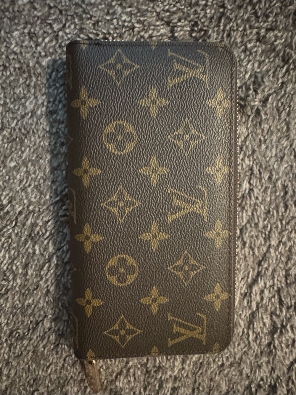 Louis vuitton zippy wallet